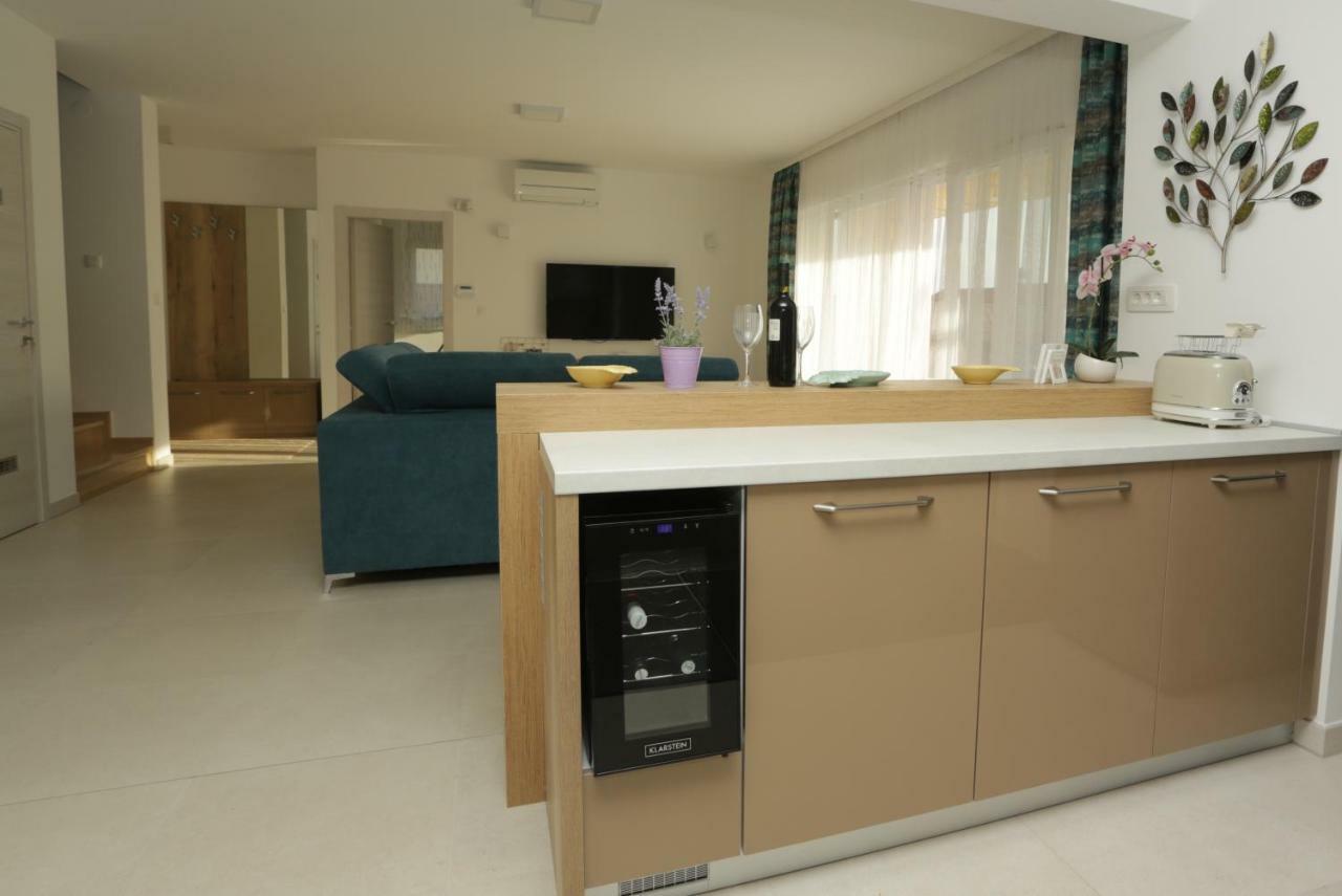 Brzac Luxury Villa Lidija מראה חיצוני תמונה